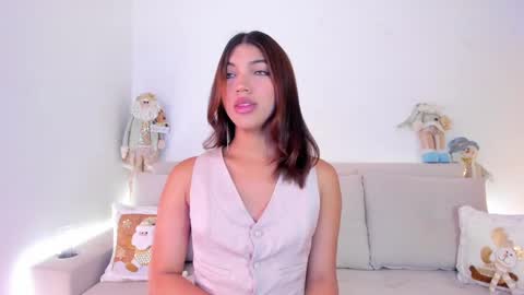 Snapshot of your_favorite_doll_ chatting on December 21, 2024, 12:42 am Eliza online show from December 21, 2024, 12:42 am