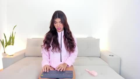 Snapshot of your_favorite_doll_ chatting on March 6, 2025, 2:30 am Eliza online show from March 6, 2025, 2:30 am