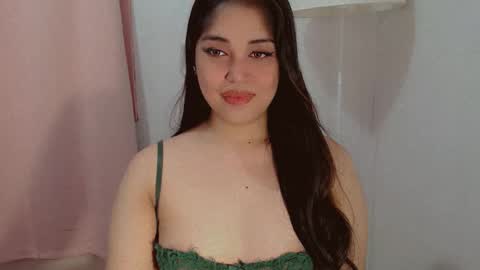  GWEN  online show from November 21, 2025, 7:34 pm