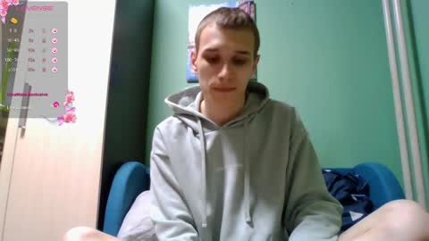 Snapshot of your_honeyy chatting on May 1, 2026, 9:41 pm Mark online show from May 1, 2026, 9:41 pm