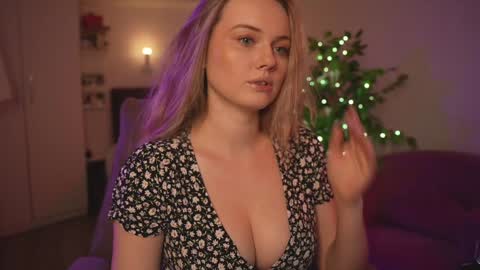 Snapshot of your_kat chatting on January 19, 2025, 2:17 pm Katherine online show from January 19, 2025, 2:17 pm