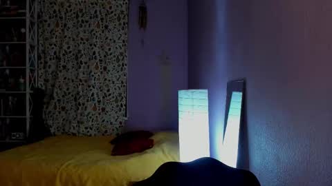 Snapshot of your_leslie chatting on November 18, 2025, 10:14 pm Leslie online show from November 18, 2025, 10:14 pm