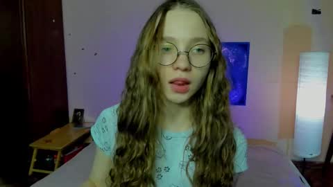 Snapshot of your_leslie chatting on March 17, 2026, 8:34 pm Leslie online show from March 17, 2026, 8:34 pm