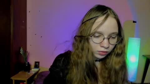 Snapshot of your_leslie chatting on March 30, 2026, 7:48 pm Leslie online show from March 30, 2026, 7:48 pm