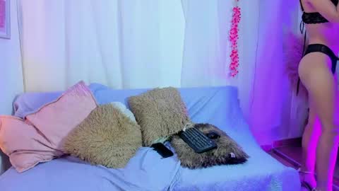Snapshot of your_lily69 chatting on May 20, 2026, 3:34 am your lily69 online show from May 20, 2026, 3:34 am