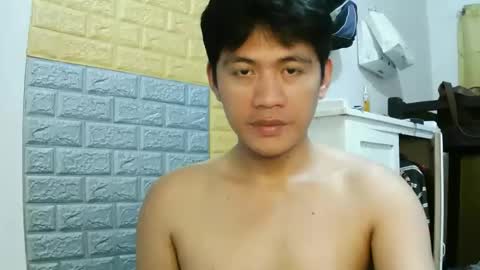 Snapshot of your_love_miaka chatting on February 27, 2026, 12:21 am your_love_miaka online show from February 27, 2026, 12:21 am