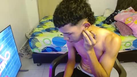 Snapshot of your_master7 chatting on January 7, 2026, 11:40 pm your_master7 online show from January 7, 2026, 11:40 pm