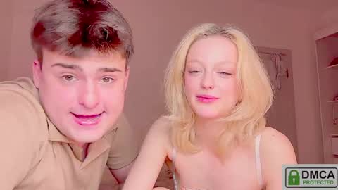 your_molly_mark online show from May 16, 2026, 12:07 am