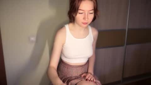 Snapshot of your_moonlight_ chatting on April 23, 2026, 5:52 am Mia online show from April 23, 2026, 5:52 am