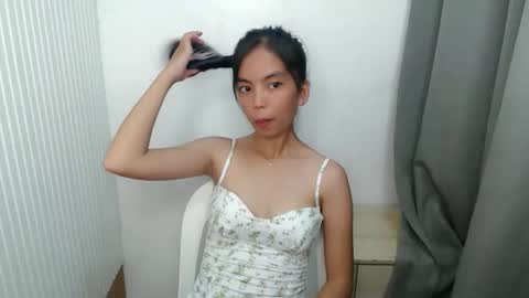 Snapshot of your_nikka22 chatting on November 6, 2025, 5:41 am your_nikka22 online show from November 6, 2025, 5:41 am