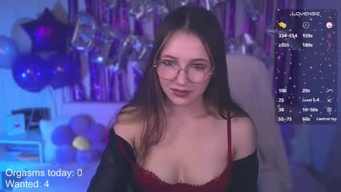 Snapshot of your_princess_kris chatting on January 13, 2025, 11:08 am Kristina online show from January 13, 2025, 11:08 am