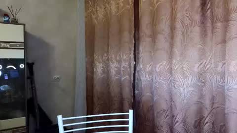 Snapshot of your_psychologist chatting on November 29, 2025, 12:35 am Alice online show from November 29, 2025, 12:35 am