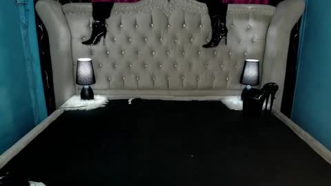 Casie online show from March 7, 2025, 10:45 am