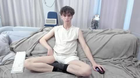 your_shy_guy online show from March 8, 2025, 7:27 am