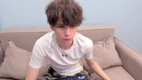 your_shy_guy online show from February 27, 2026, 4:23 am