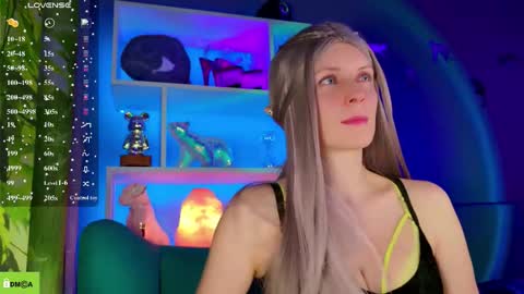 Snapshot of your_spring chatting on March 13, 2026, 2:07 am your_spring online show from March 13, 2026, 2:07 am