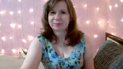 your_starsun online show from February 8, 2026, 7:39 pm