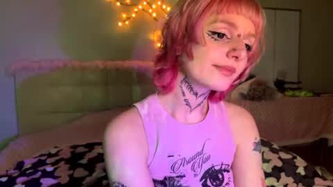Anya online show from June 22, 2026, 7:33 pm