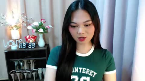 Hi its me Yna online show from September 30, 2025, 1:38 pm