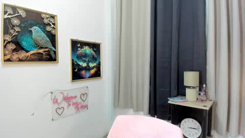 Snapshot of yourangelofsex chatting on June 17, 2026, 6:05 am yourangelofsex online show from June 17, 2026, 6:05 am
