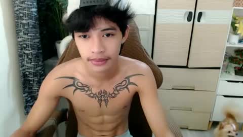 yourasian_eric online show from March 5, 2026, 10:22 am