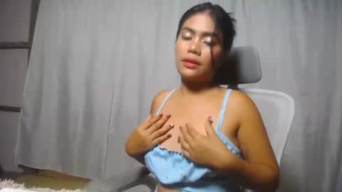 A V A online show from September 10, 2025, 2:22 am