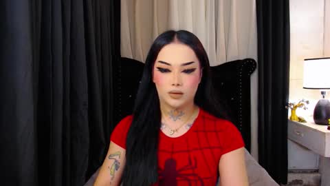 kim online show from December 21, 2025, 6:26 pm