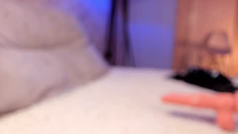 Natalie 20yo  PVT IS OPEN -- LUSH IS ON online show from January 8, 2025, 5:59 am