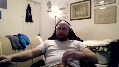 yourbewbs online show from December 5, 2024, 5:37 am