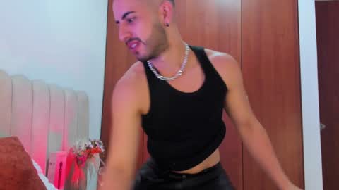 YOURBOYNEXTDOOR online show from December 27, 2024, 11:31 pm