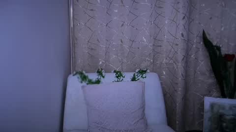 yourcutemolly__ online show from May 14, 2026, 7:15 am