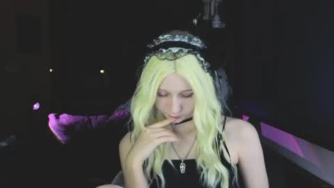 Snapshot of yourcutiegoth chatting on April 22, 2026, 5:14 pm Vasilisa online show from April 22, 2026, 5:14 pm