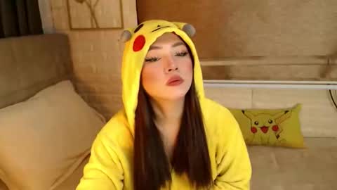 JEN  online show from January 18, 2026, 8:51 am