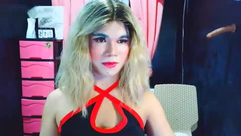 yourdirtygirl_lyla online show from February 15, 2026, 11:30 am