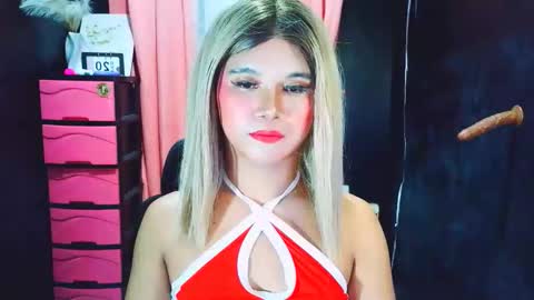 yourdirtygirl_lyla online show from February 20, 2026, 2:50 pm