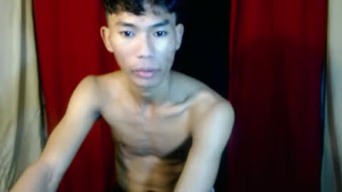 Snapshot of yourdreamboyx chatting on December 11, 2024, 5:48 pm Rence online show from December 11, 2024, 5:48 pm