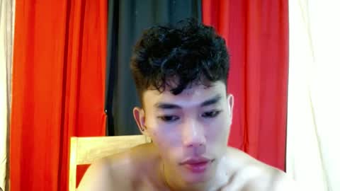 Snapshot of yourdreamboyx chatting on January 30, 2025, 11:33 am Rence online show from January 30, 2025, 11:33 am