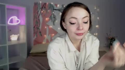 Snapshot of yourdreamcristal chatting on February 25, 2025, 10:37 am yourdreamcristal online show from February 25, 2025, 10:37 am