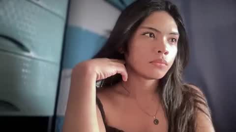 Snapshot of yourehot_pretty chatting on May 29, 2026, 1:58 am Do read my bio online show from May 29, 2026, 1:58 am