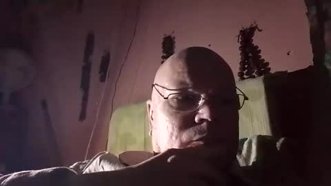 yourfans78gt31 online show from April 13, 2026, 9:42 pm