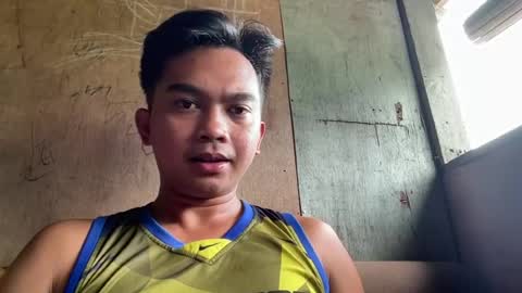 Snapshot of yourfantasyboyjr chatting on June 12, 2026, 6:23 am i am your dream boy JR online show from June 12, 2026, 6:23 am