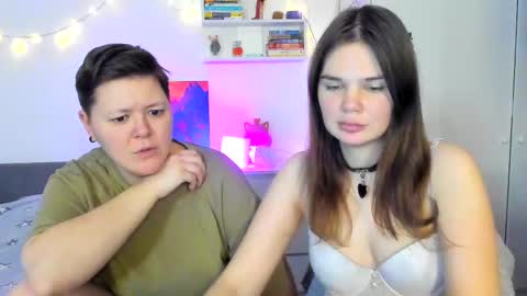Snapshot of yourfantasyyyy_ chatting on February 16, 2025, 9:16 pm Tina and Kate online show from February 16, 2025, 9:16 pm