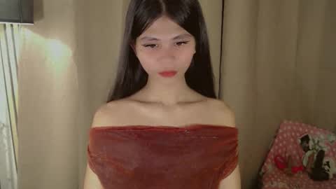 Vivian online show from April 1, 2026, 10:27 am