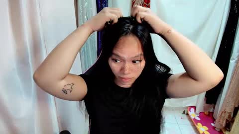 Alexia online show from December 23, 2025, 6:55 am