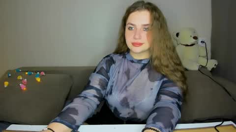 Snapshot of yourgem__ chatting on May 4, 2026, 7:10 pm yourgem__ online show from May 4, 2026, 7:10 pm