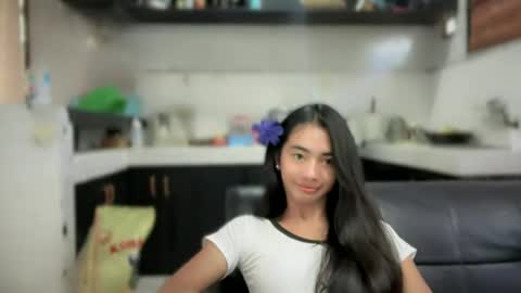 yourgirlsweet_kishia online show from July 2, 2026, 3:56 am