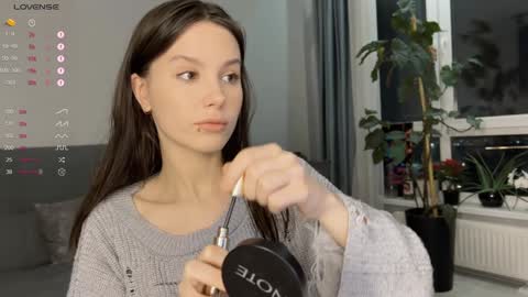 Aida online show from December 20, 2024, 1:11 pm