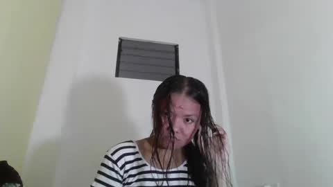 Snapshot of yourhot_keshaxx chatting on December 12, 2024, 11:07 am kesh online show from December 12, 2024, 11:07 am