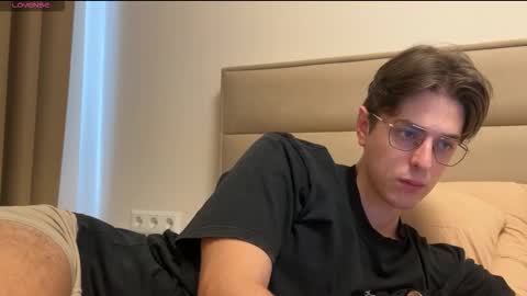 Chris online show from March 17, 2026, 6:39 am