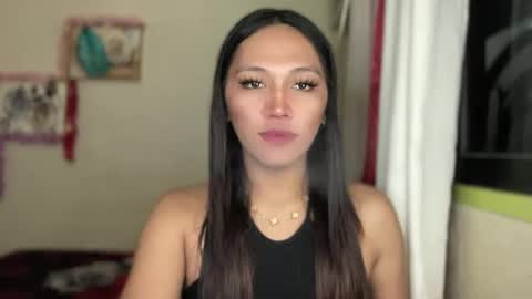 Snapshot of yourhotlove_jamellaxxx chatting on December 17, 2025, 6:14 pm LOVING JAMMELA online show from December 17, 2025, 6:14 pm